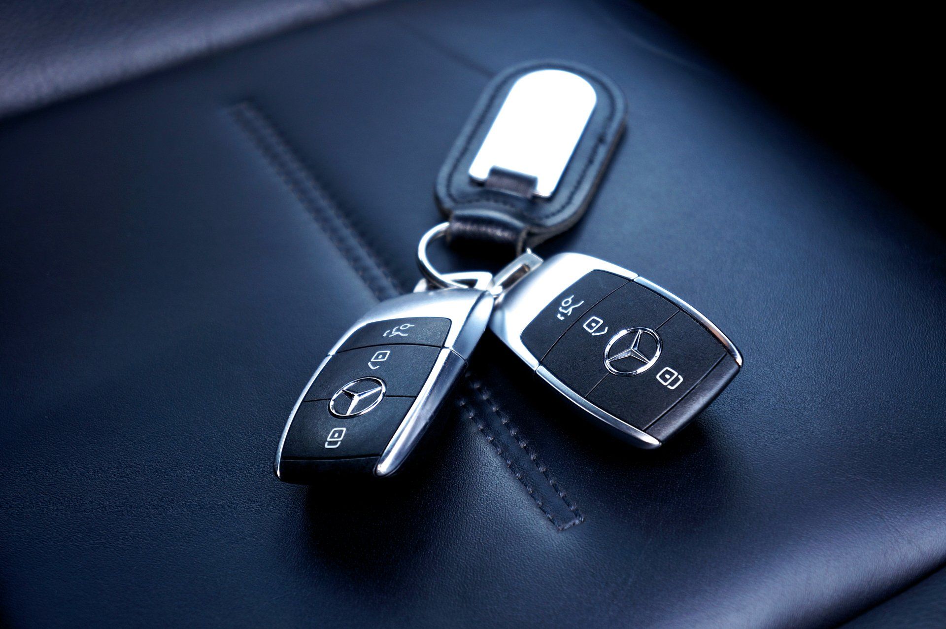 Mercedes key fobs — automotive locksmith services at 3 Star Auto